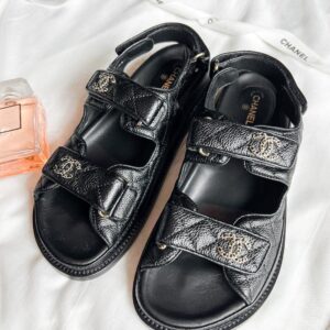 New chanel sandal size 38,39(มี2ไชส์น้า)